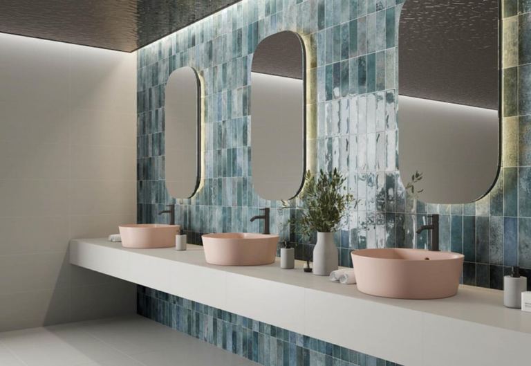 Pre-Artsquare Blu, gloss ceramic, 31.6 × 60 cm
