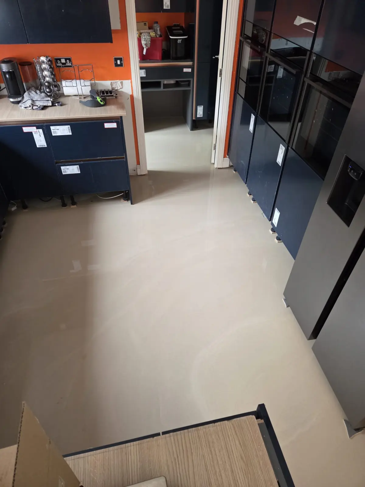 Six rooms, one floor: photo 7 of 9