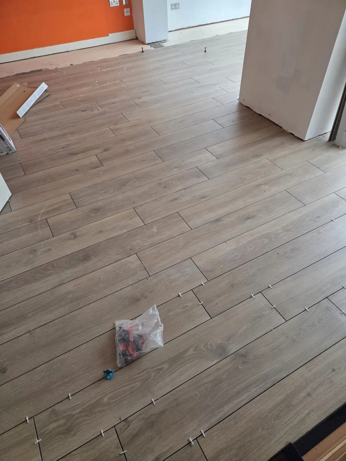 Six rooms, one floor: photo 8 of 9