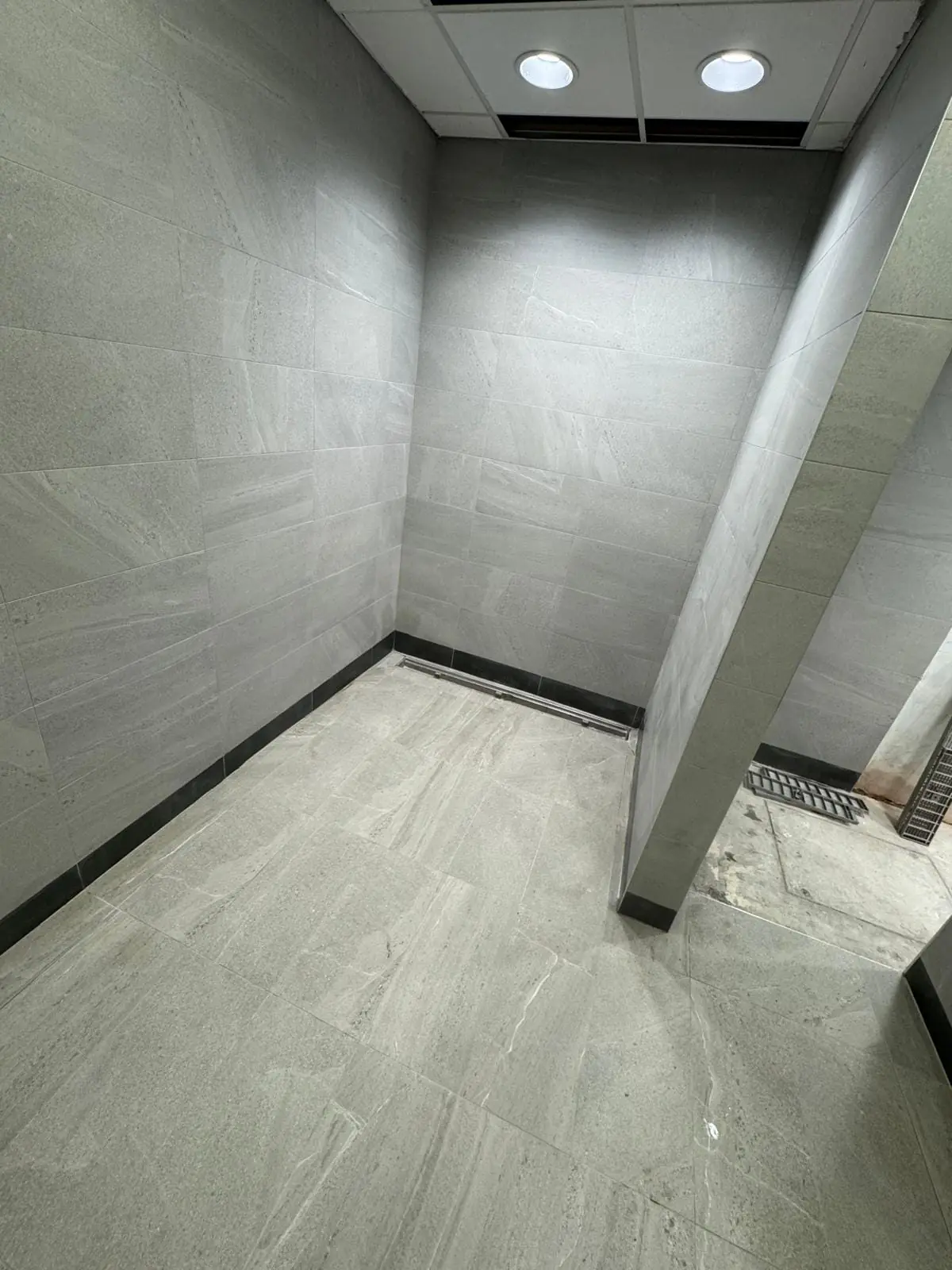 Two leisure centres, one refit: photo 3 of 12