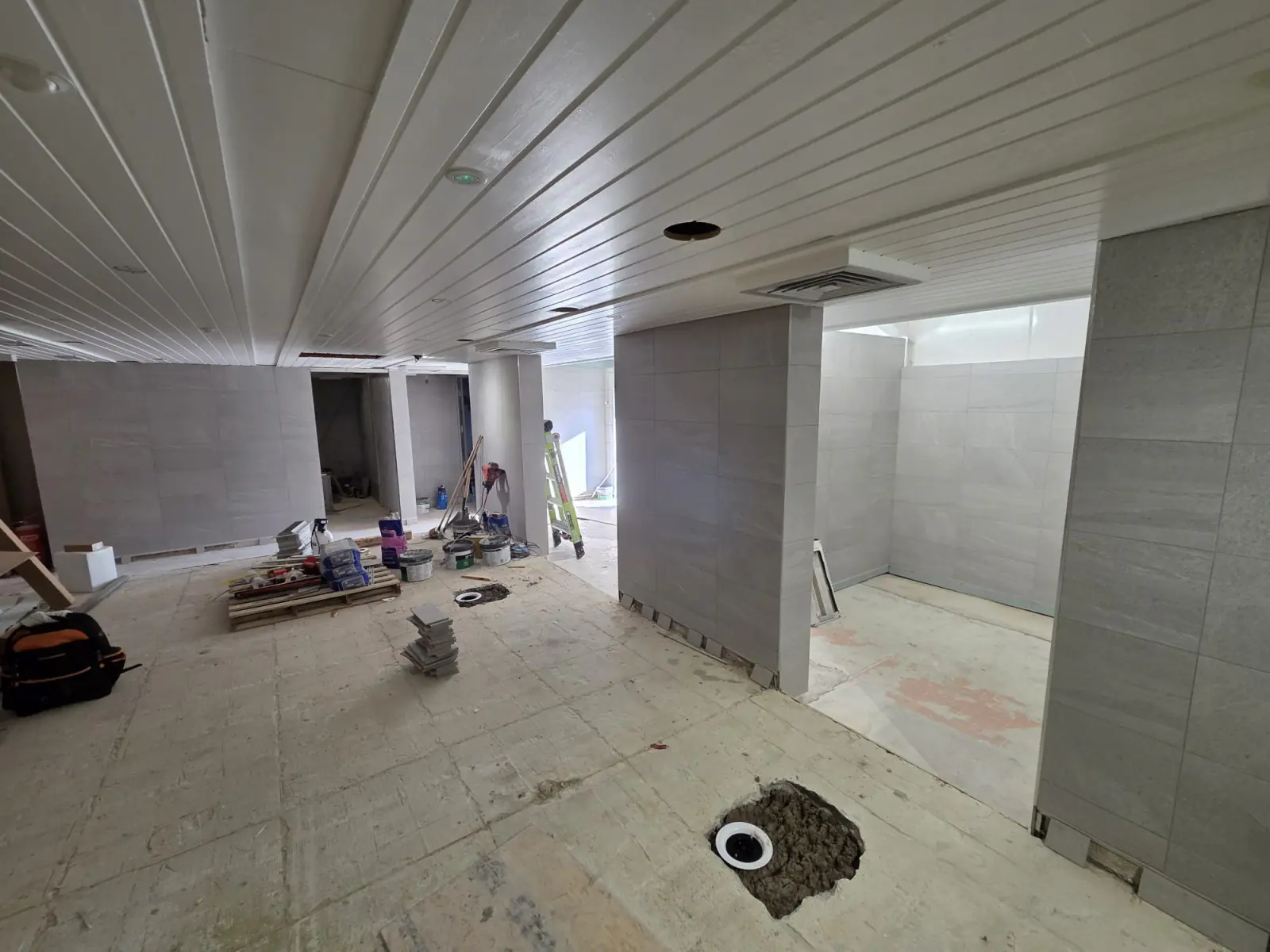 Two leisure centres, one refit: photo 10 of 12