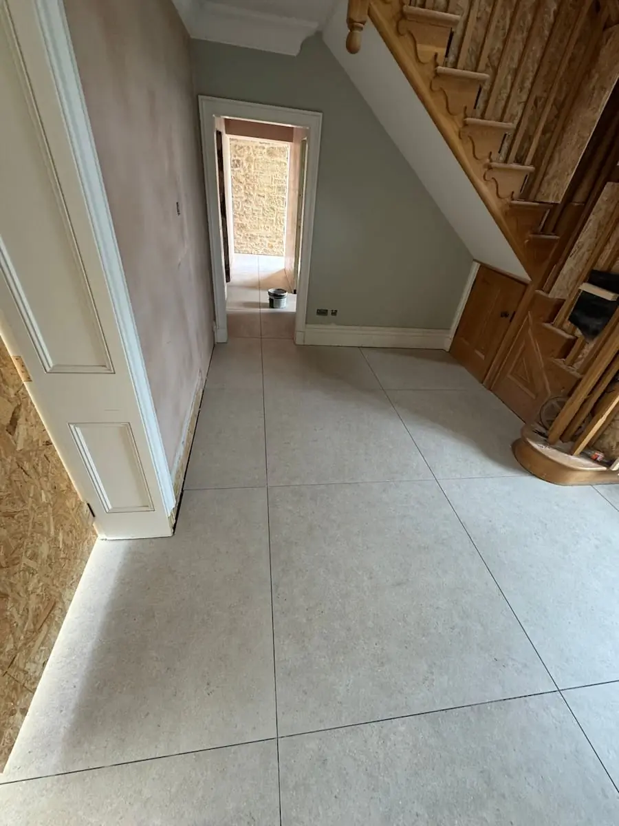 Springwood, inside and out: photo 10 of 18