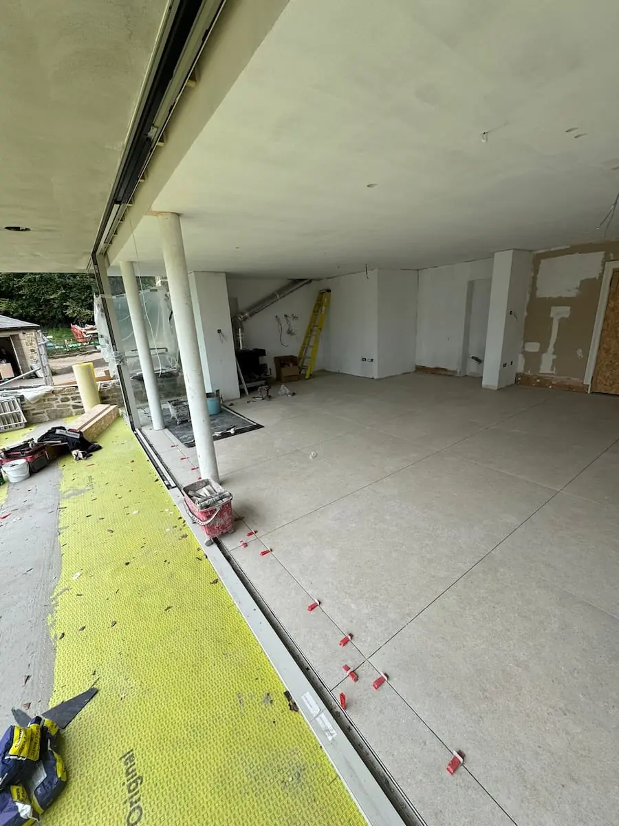 Springwood, inside and out: photo 12 of 18