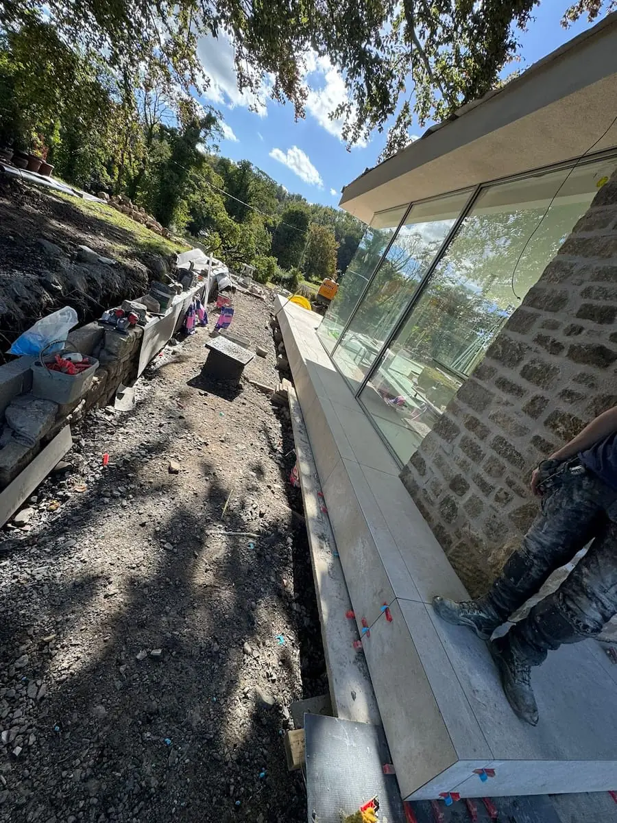 Springwood, inside and out: photo 16 of 18