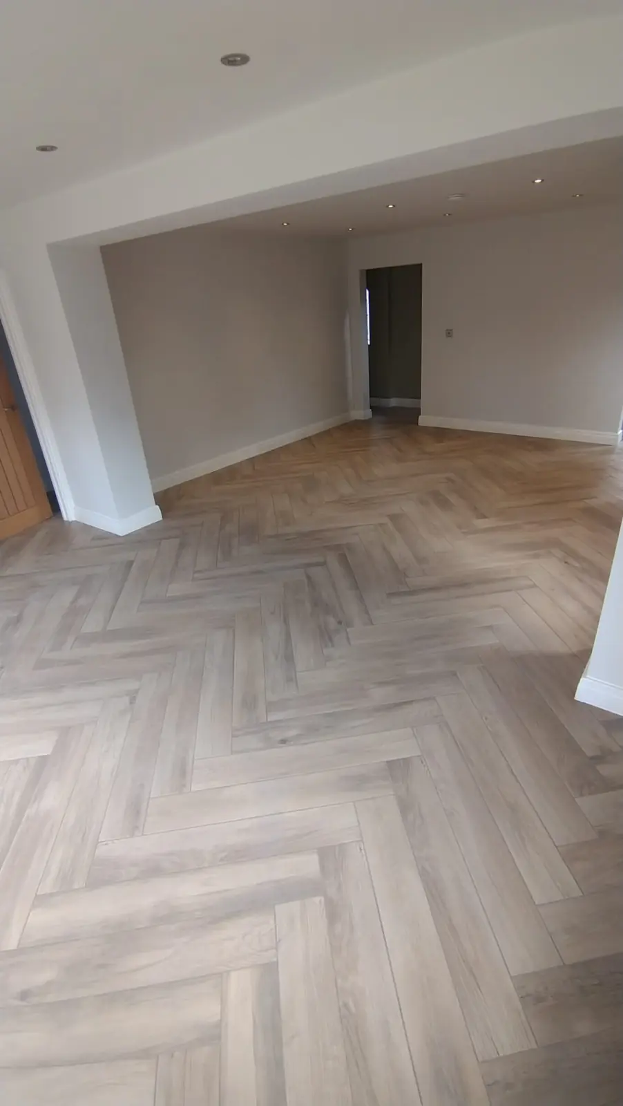 Underfloor heating and plank tiles, five rooms: photo 3 of 10